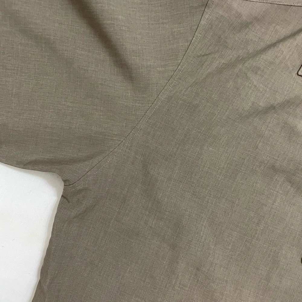 Brown Shirt - Picture 2 of 2